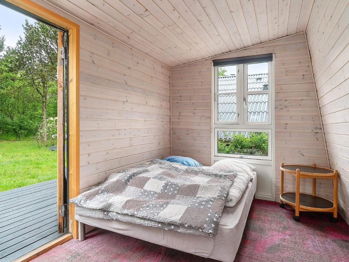 8 Person Holiday Home In Skals 外观 照片